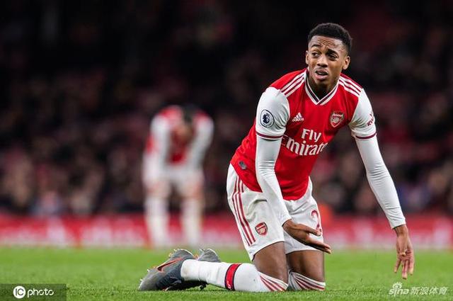  鲍文翼锋突破传中布莱顿主场战胜热刺制造本轮最大冷门